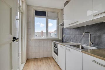 Te huur: Appartement Dordtselaan in Rotterdam, Huizen en Kamers, Huizen te huur, Appartement, Rotterdam, Zuid-Holland