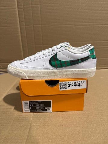 Nike - Blazer Low 77 PRM - Sneakers - Maat: EU 40.5 - Nieuw, Nieuw