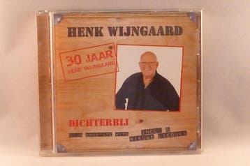 Henk Wijngaard - Dichterbij, Ophalen of Verzenden, Zo goed als nieuw