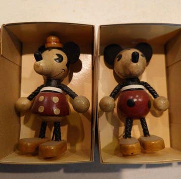 Disney, Young Epoch Co. - Beeldje - Disney Mickey & Minnie, Verzamelen, Nieuw