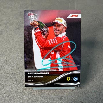 Ferrari - Topps Now - (034) Lewis Hamilton Back to back, Verzamelen, Nieuw
