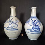 Fles (2) - Japan ca. 1840 - Porselein - Tokkuri Sakeflessen