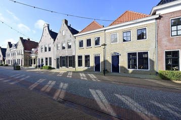 Friesland: Landal Esonstad nr 110 te koop, Huizen en Kamers, Friesland