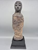 Hout, stof, koordje Fetisj figuur - 50 cm - Prachtige, Antiek en Kunst