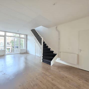 Appartement in Rotterdam gevonden voor €1795,- pm, Huizen en Kamers, Huizen te huur, Rotterdam, Direct bij eigenaar, Appartement
