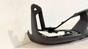 BMW X1 U11 Voor bumperspoiler onder 51115A0DB80, Auto-onderdelen, Ophalen, Gebruikt, Voor, Bumper
