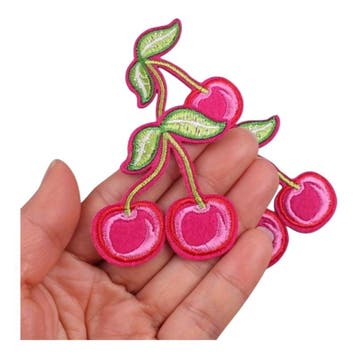 Embleem kers - cherry - 4.7x 5 cm - applicatie - opstrijk..., Ophalen of Verzenden, Nieuw, Overige typen