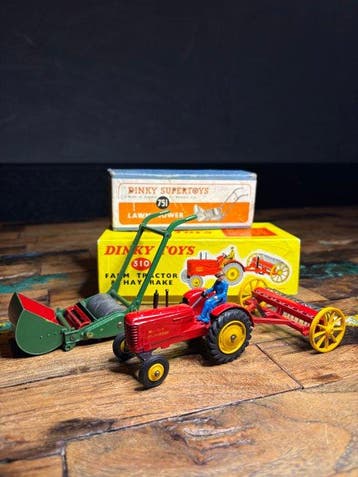 Dinky Toys 1:43 - Modelauto (3) - Dinky Toys 310, Nieuw