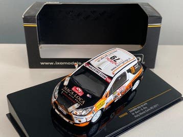 IXO 1:43 - Model raceauto - Citroën DS3 R3T #79 15th Rally, Nieuw