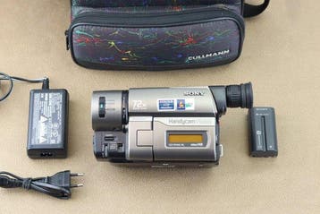 Sony CCD-TRV46E HI8/video8 with NightShot Videocamera