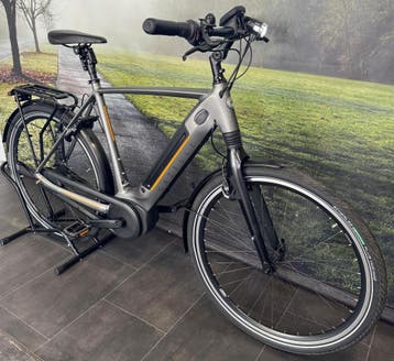 Gazelle Ultimate C8+ Elektrische Herenfiets - 500WH Accu, Ophalen of Verzenden, Zo goed als nieuw, 59 cm of meer, 50 km per accu of meer