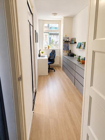 Te huur: Appartement Ampèrestraat in Schiedam, Huizen en Kamers, Zuid-Holland, Appartement, Schiedam