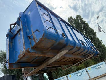 Vloeistofdichte haakarmcontainer 6 meter 20 kuub