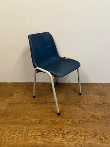 Gebruikte Kuipstoel - S3752 Vintage/Café, Huis en Inrichting, Stoelen, Ophalen, Nieuw
