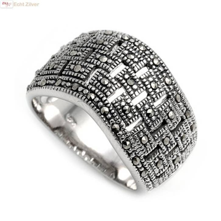 Zilveren golvend strak design marcasiet ring ringmaat 17, Sieraden, Tassen en Uiterlijk, Ringen, Nieuw, Verzenden