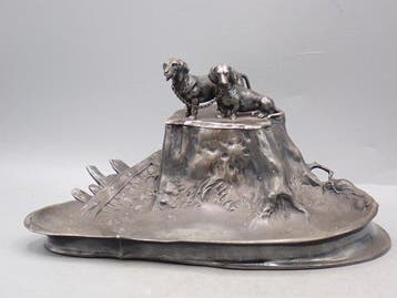 Hugo Meinhardt (XIX-XX) - Inktpot - Twin dachshunds -