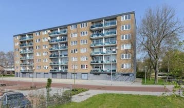 Te Huur 4 Kamer Appartement Plutostraat In Alphen aan den Ri, Huizen en Kamers, Huizen te huur, Direct bij eigenaar, Alphen aan den Rijn