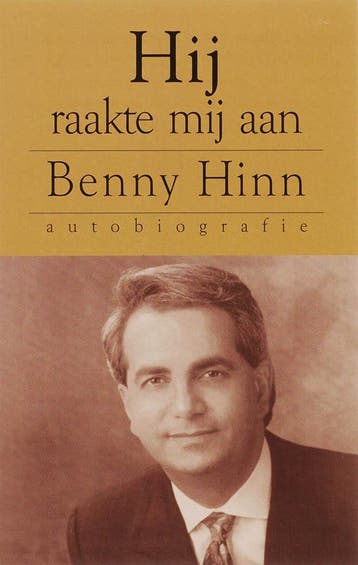 HIJ RAAKTE MIJ AAN - B. Hinn 9789074115315, Verzenden, Gelezen, B. Hinn