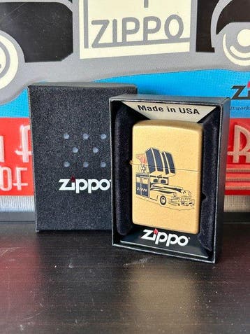 Zippo - J17 Gold Zippo Chrysler promo car - Zonder, Nieuw