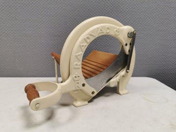 Raadvad - Ove Larsen - Broodsnijmachine - 294 - Hout, Staal,