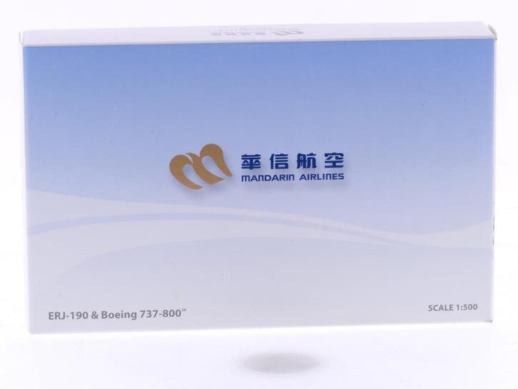 Schaal 1:500 Herpa / Hogan Wings 8522 Mandarin Airlines E..., Hobby en Vrije tijd, Modelbouw | Vliegtuigen en Helikopters, Zo goed als nieuw