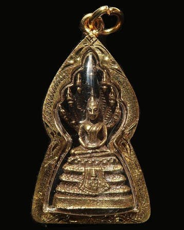 Gouden reliquiar van Boeddha en de Nagas – Schild der
