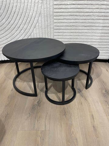 salontafel set van 3 - Zwart Mangohout (ook verzendning), Overige houtsoorten, 50 tot 100 cm, Scandinavische stijl met een warme uitstraling.
