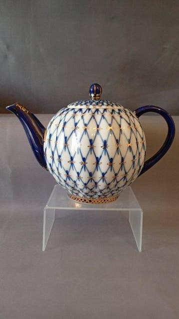 Lomonosov Imperial Porcelain Factory - Theepot - Porselein