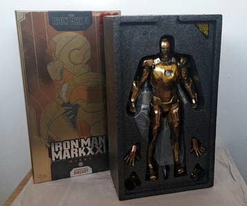 Hot Toys - Action figure Hot Toys 1/6th scale Figure IRON, Nieuw
