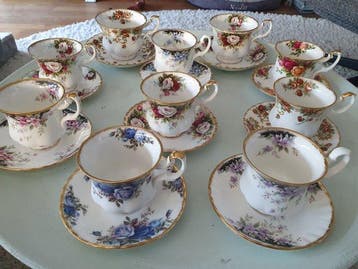 Royal Albert - Tafelservies (10) - Moonlight Rose en andere, Antiek en Kunst