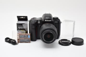Nikon D100 + AF-S NIKKOR DX 3.5-5.6 /8-55mm G VR Digitale, Nieuw