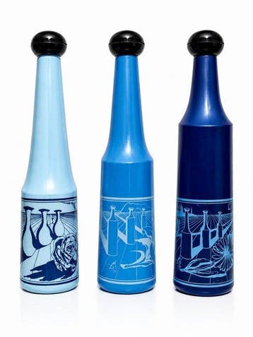 Fles - Glas - Set van drie likeurflessen uit de jaren