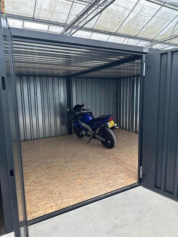 Bewaakte motor stalling te huur Pijnacker! Laatste boxen!