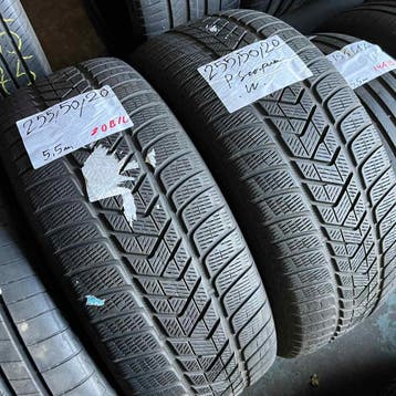 2 x Pirelli Scorpion Verde 255-50-20 Winterbanden 5,5mm, Gebruikt, 255 mm, Band(en), Personenwagen