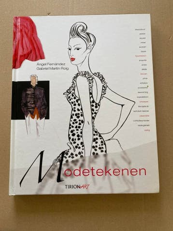 Modetekenen - Ontwerp - Poses - Techniek - Naaitekeningen, Verzenden, Zo goed als nieuw, Borduren en Naaien