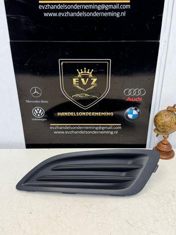Ford Fiesta 6 bj2014 voorbumper rooster mistlamp links voor, Gebruikt, Voor, Ford, Bumper