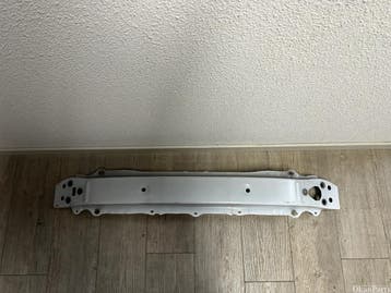 Toyota Yaris voor bumperbalk 52131-0D050, Ophalen, Gebruikt, Voor, Toyota