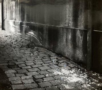 Jan Beran - Street at night