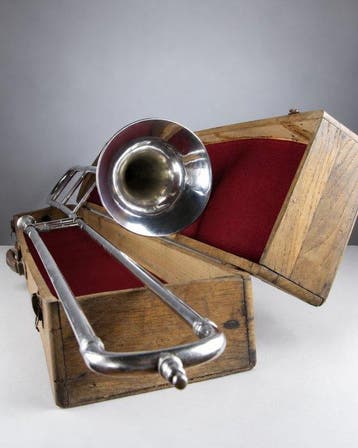Couesnon - - Trombone - Frankrijk - 1926, Muziek en Instrumenten, Nieuw