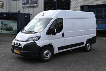 Fiat Ducato L2H2 2.2 MultiJet 140 pk 3.5t, Gebruikt, Euro 6, Wit, Lease