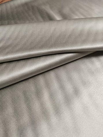 Zijden satijn E 455 Maat 5,90x1,50 m - Textiel - 590 cm -