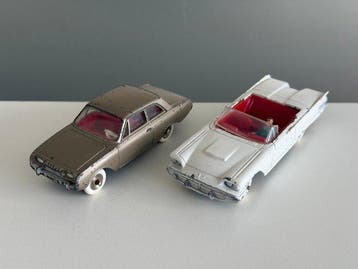 Dinky Toys 1:43 - Modelauto (2) - Ford Taunus Ref 559 + Ford, Nieuw