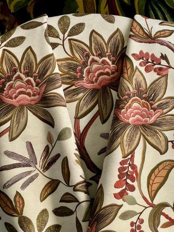 Dubbel breed, exclusieve stof met een print van grote