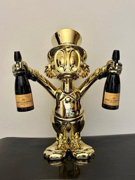 GF Exclusives - Moët & Chandon Champagne Bottle Duck Artwork, Antiek en Kunst, Kunst | Designobjecten