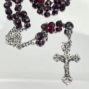 Figuur - Rosary Art Nouveau garnet silver - .800 zilver