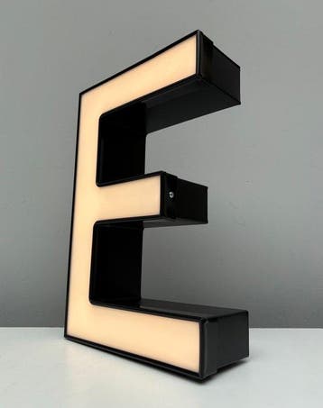 Letter E - Reclamebord - Kunststof, Aluminium