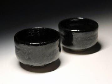Rakuware - Chawan (2) - Keramiek, Aardewerk - Kuro-Raku Pair