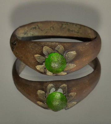 Middeleeuws Ring met inzet. In goede staat. (Zonder, Sieraden, Tassen en Uiterlijk