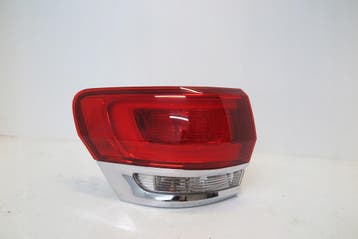 jeep grand cherokee wk2 lift europa achterlicht links, Verzenden, Gebruikt