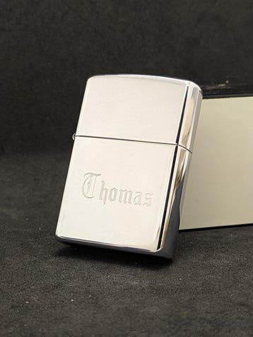 Zippo - Vintage Zippo - High Polish Chrome - Personalized, Verzamelen, Nieuw
